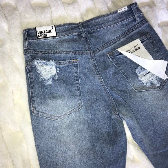 Almost Famous Jeans, Vintage Mom, Sz 7, Distressed - Picture 11 of 16